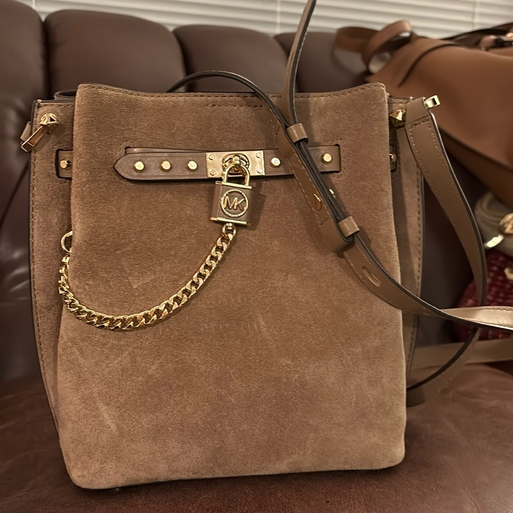 Michael Kors Hamilton Legacy Crossbody  - a taupe Suede with gold hardware
